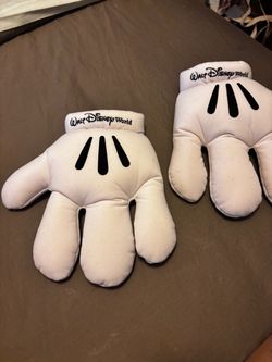 Mickey Mouse Mittens