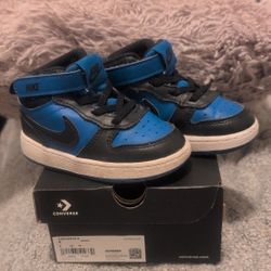 Toddler Converse Size 6