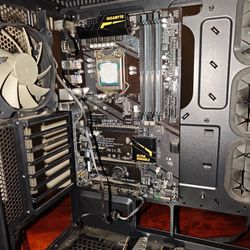 i7-7700K Gigabyte Motherboard