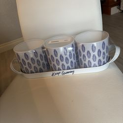 Set Of Three Small Planters 