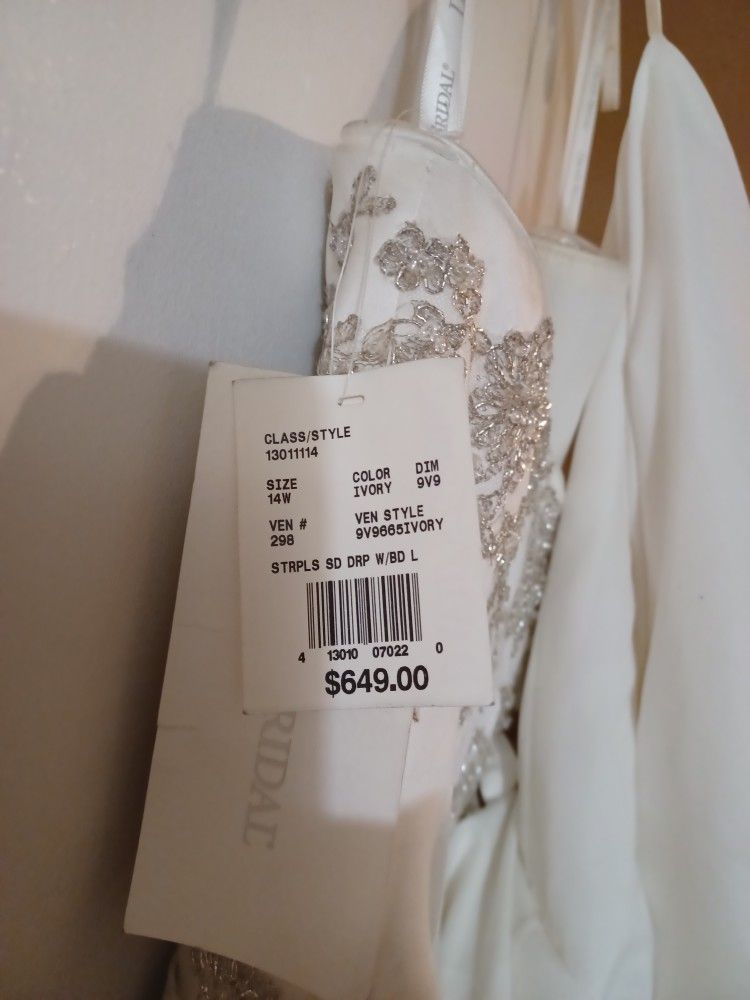 David's Bridal Wedding Dress