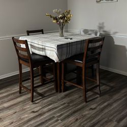 High Top Table And Chairs 