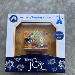 D23 Donald Duck Mr. Toads Pin