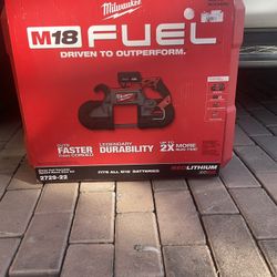 Milwaukee M18 FUEL 18V Lithium-Ion Brushless Cordless Deep Cut Band Saw with Two 5.0Ah Batteries, Charger, Hard Case