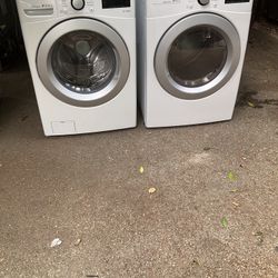 Set Washer and Dryer Gas 
