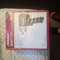 Husky 1/2 Inch Impact Wrench- 809 FT-LBS