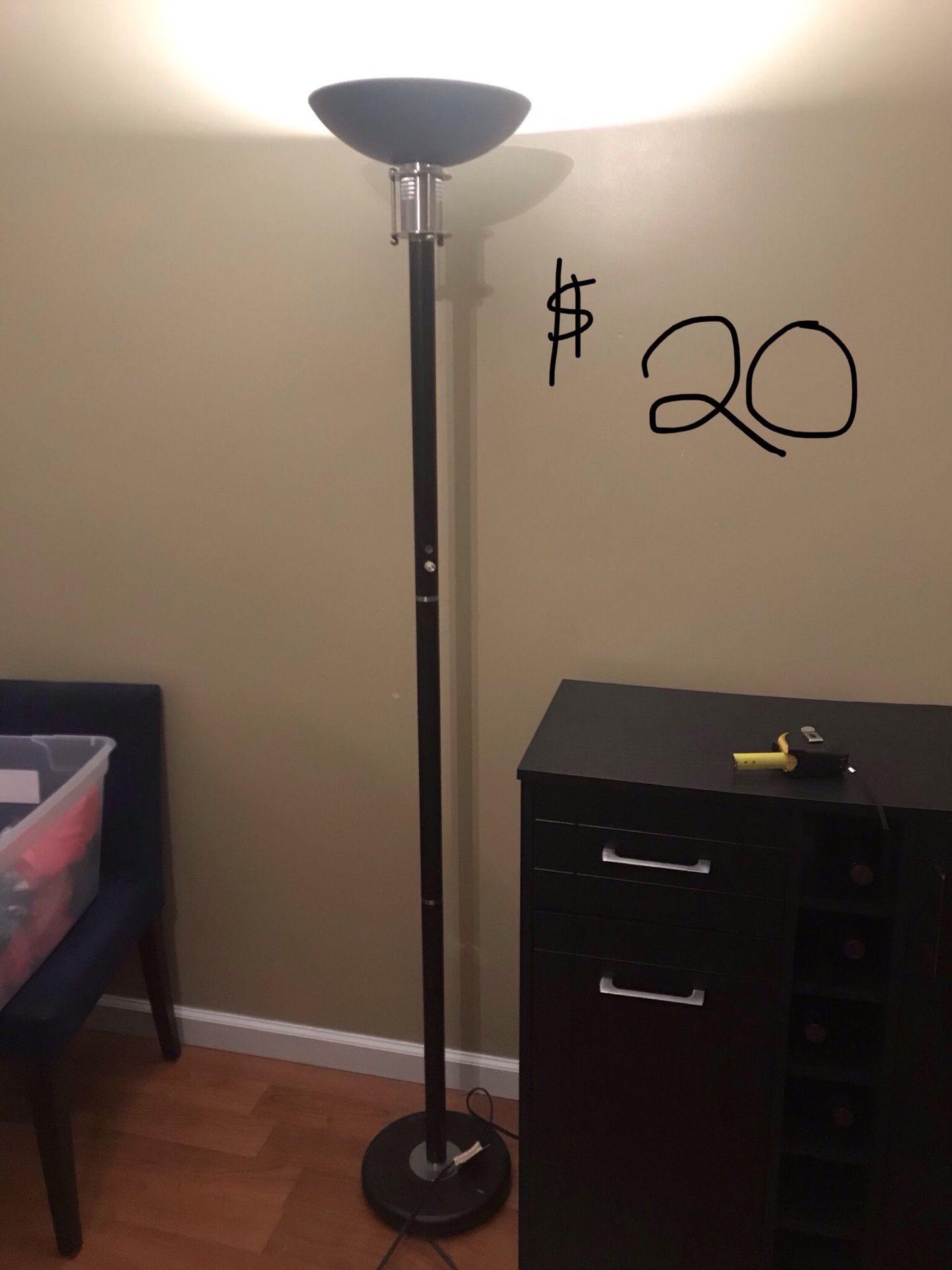 6 foot floor lamp with dimmer for brightness