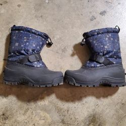 Kids Snow Boots Size 12c