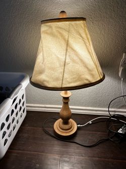 Table lamp