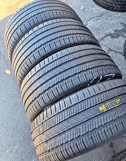 235/45/18 michelin vendo un set de llantas usadas excelente condiciones de vida las 4 ✅🤩I am selling a set of used tires, all 4 in excellent living c