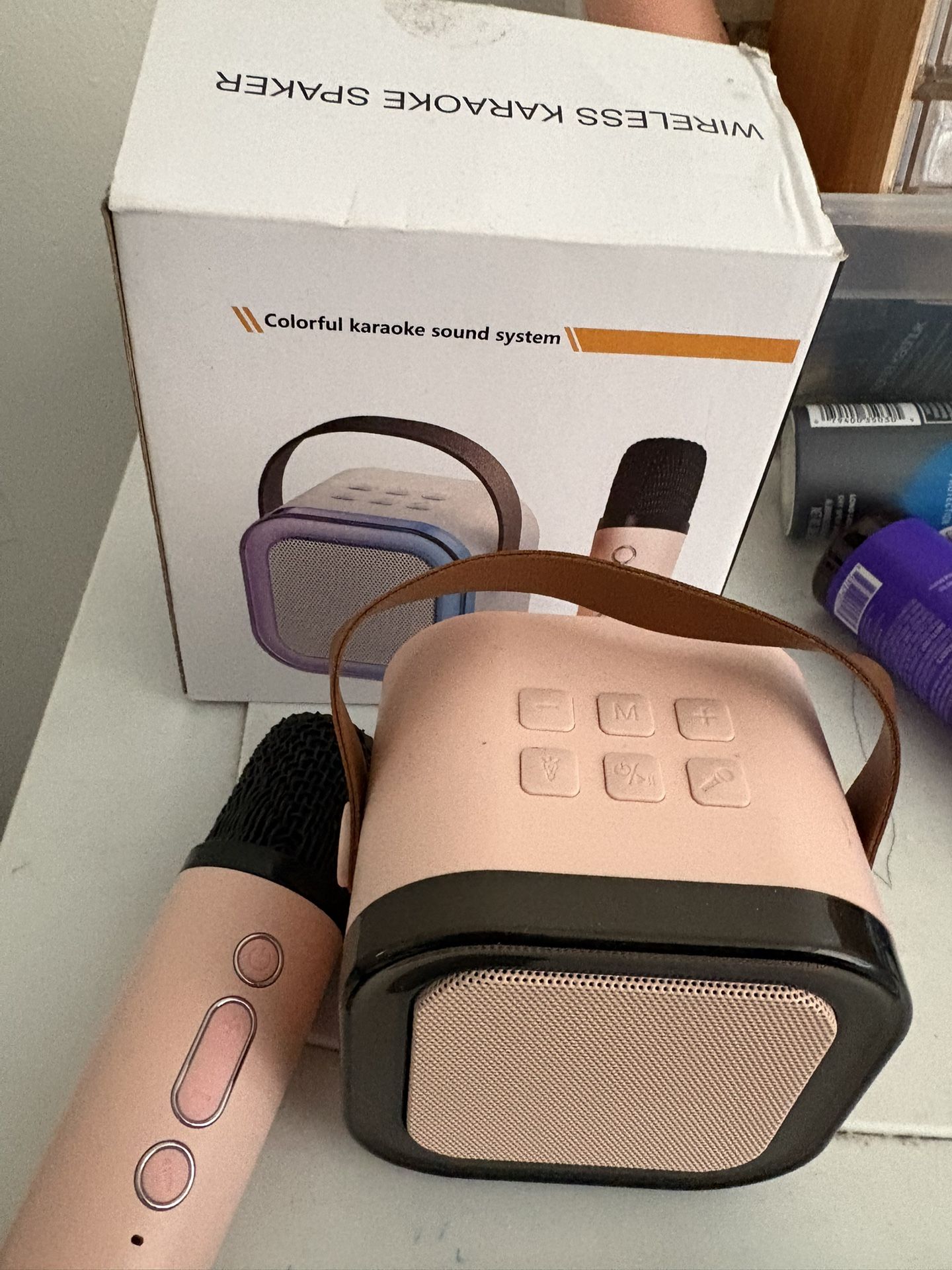 Wireless karaoke Speaker