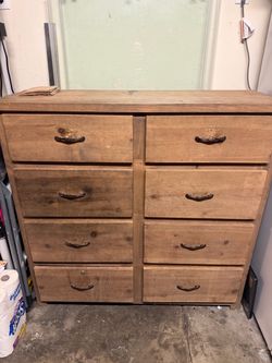 Dresser