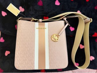 Cross body purse