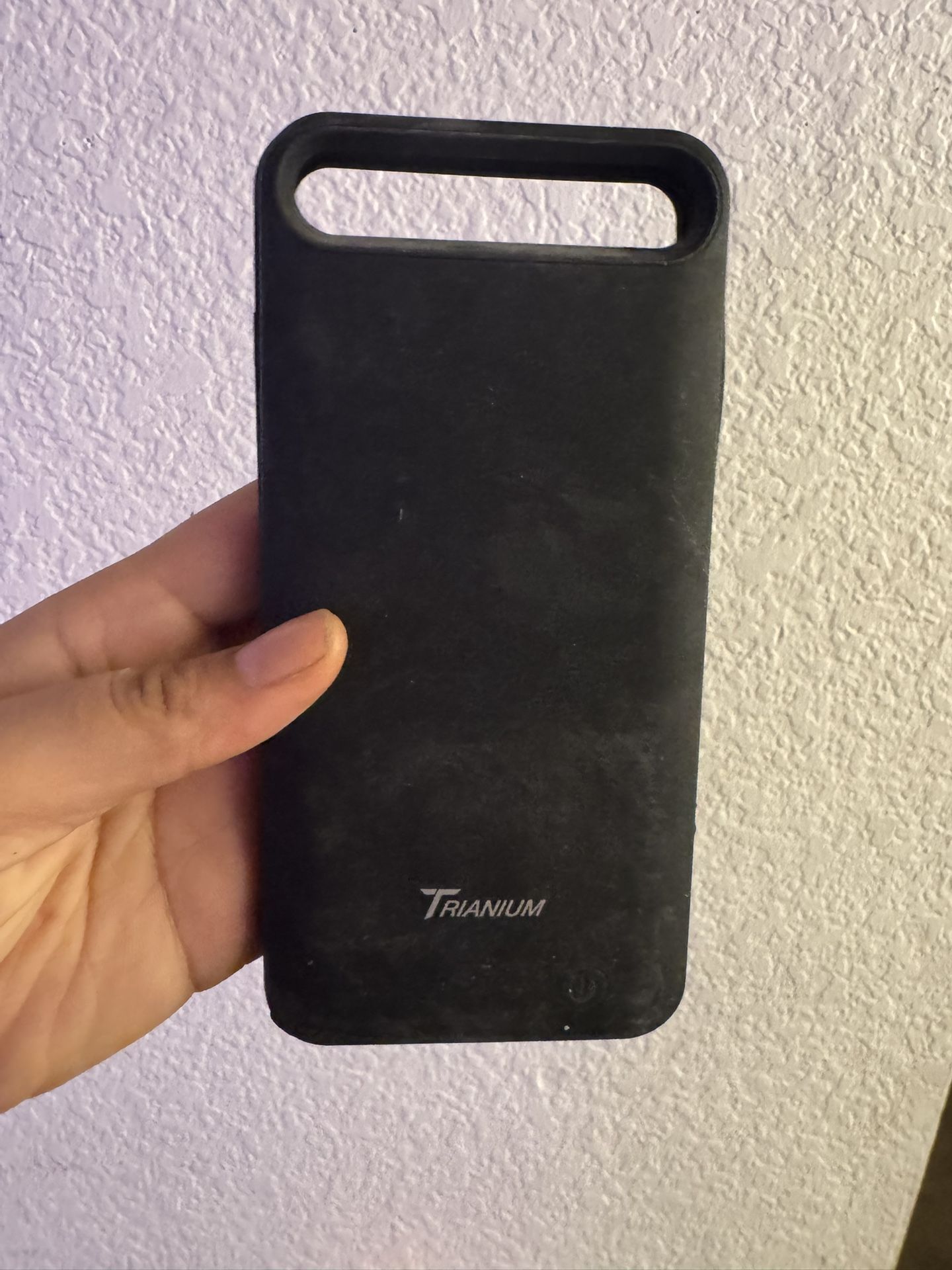 iPhone 7 Plus Charging Case