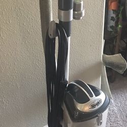 Shark Navigator Lift Away Professional Vacuum 