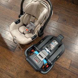 Uppababy Aria V2