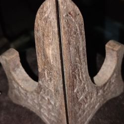 Hand Made Carved Wooden Plate Rack holds 5” size plate, folds shut