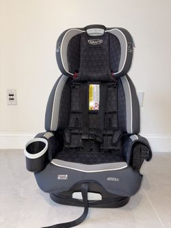 OBO Top Pick: Graco 4Ever DLX 4-in-1 Car Seat - Excellent Condition!