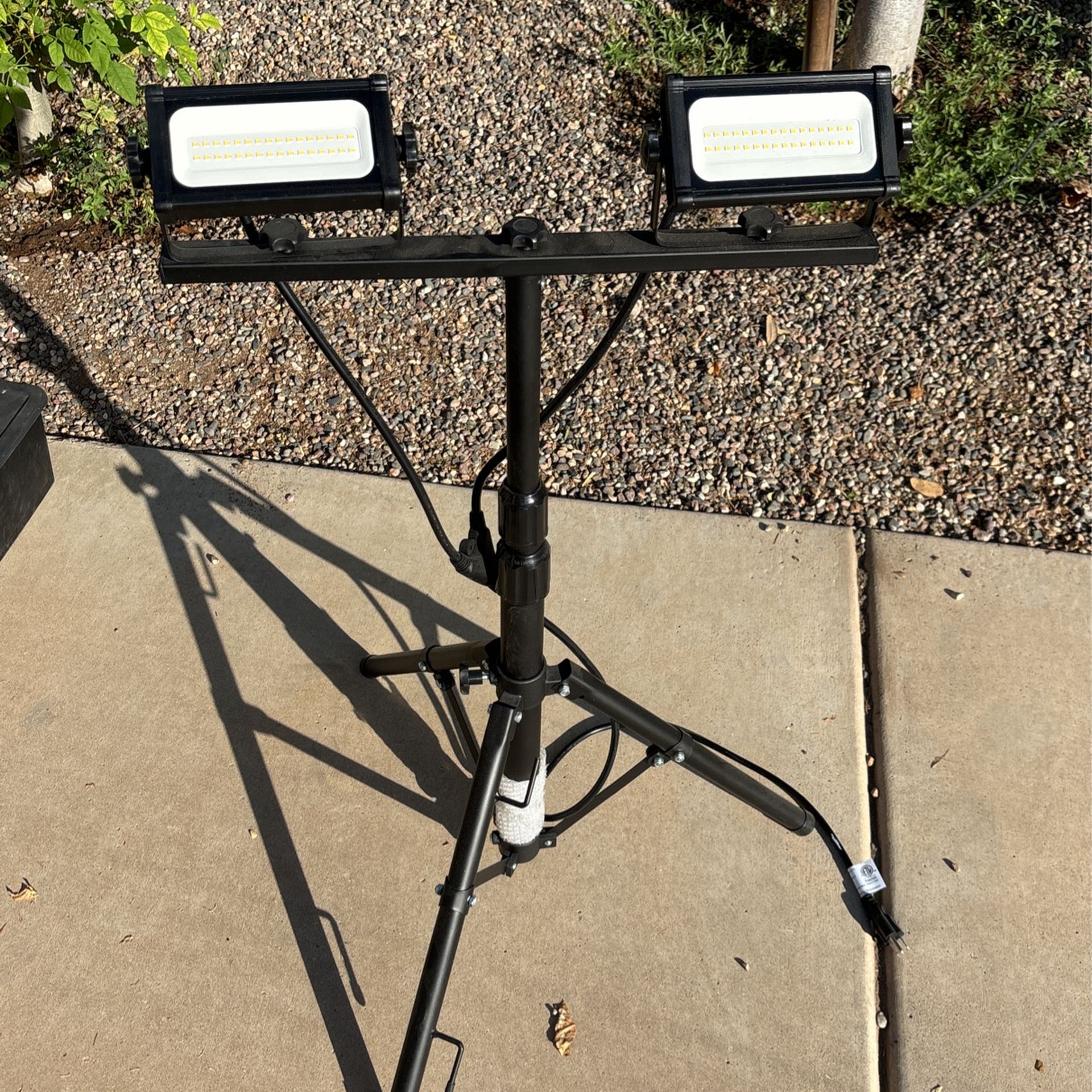 Tri POD Stand Spot Lights