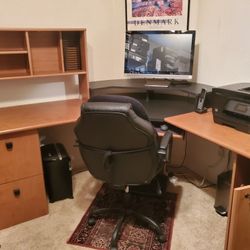 Curved Desk and Chair