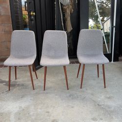 4 Chairs New 