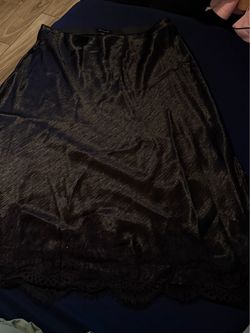 Black skirt