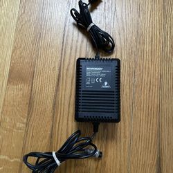 BEHRINGER Power Supply/Adaptor Behringer - MXUL1