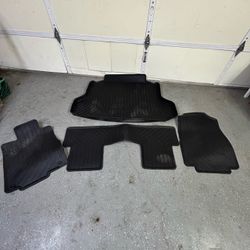 Honda 2012-2016 CR-V genuine 4pc black all weather rubber floor matts part # 08P13-TOA-1000-A1