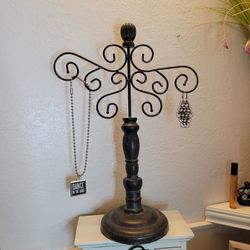 Jewelry stand metal