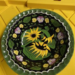 Sunflower Serving Bowl