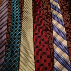 Corbatas  $3.00 Cada Una 