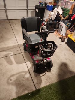 Phoenix HD4 Electric Scotter