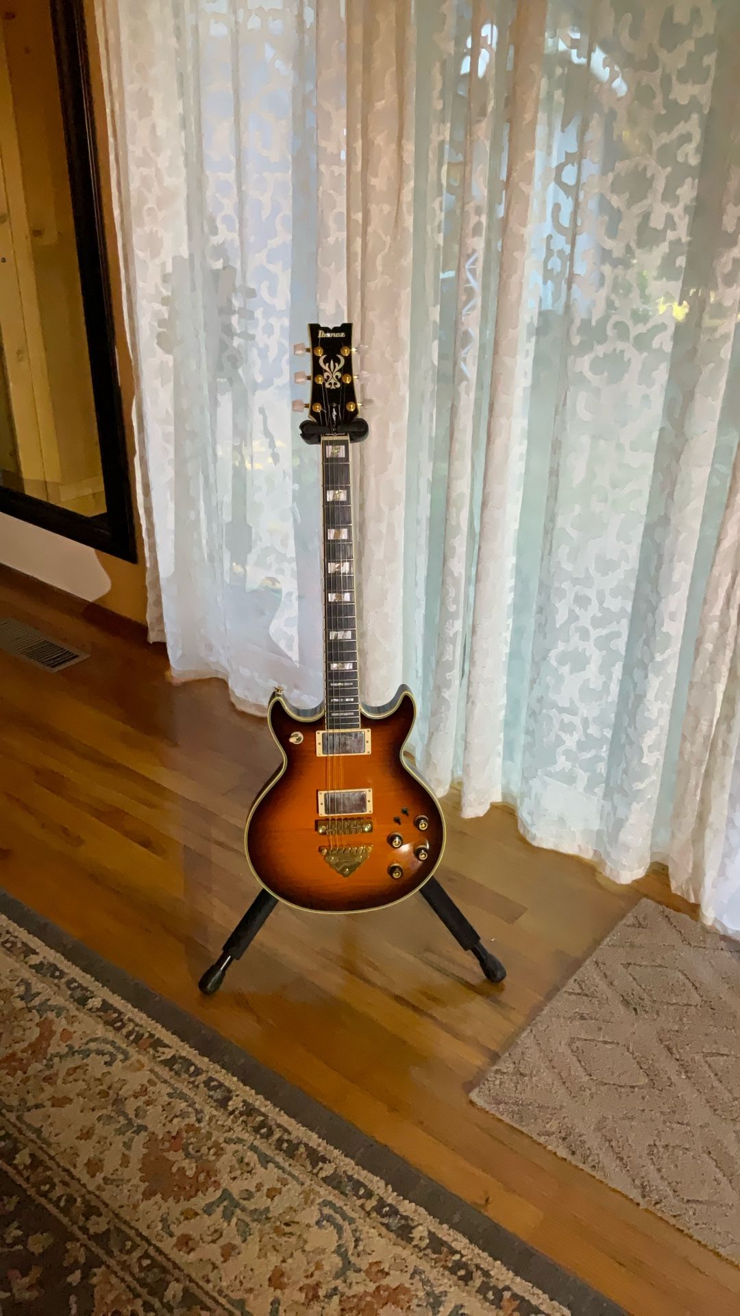 Ibanez AR2619 Prestige Artist Series (2014)- Antique Violin - $1,500 (Shoreline)