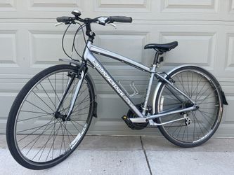 Diamondback Hybrid Bike (Size M)