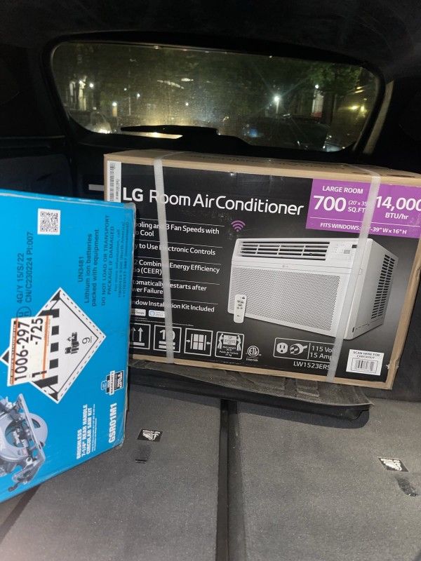 LG Air Conditioner 14,000 Btu Brand new