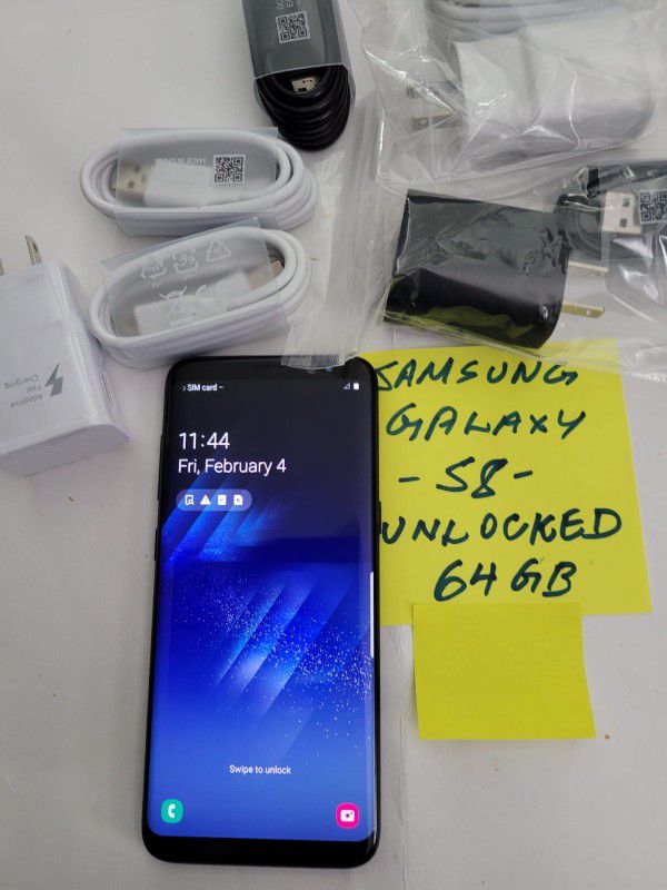 Samsung Galaxy S8 Unlocked 64 GB with Excellent Battery Life