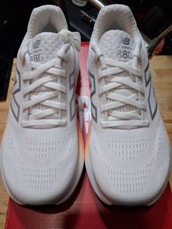 New Balance 880's  Women's 6