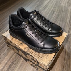 coach sneakers men size 8, or women 9,5