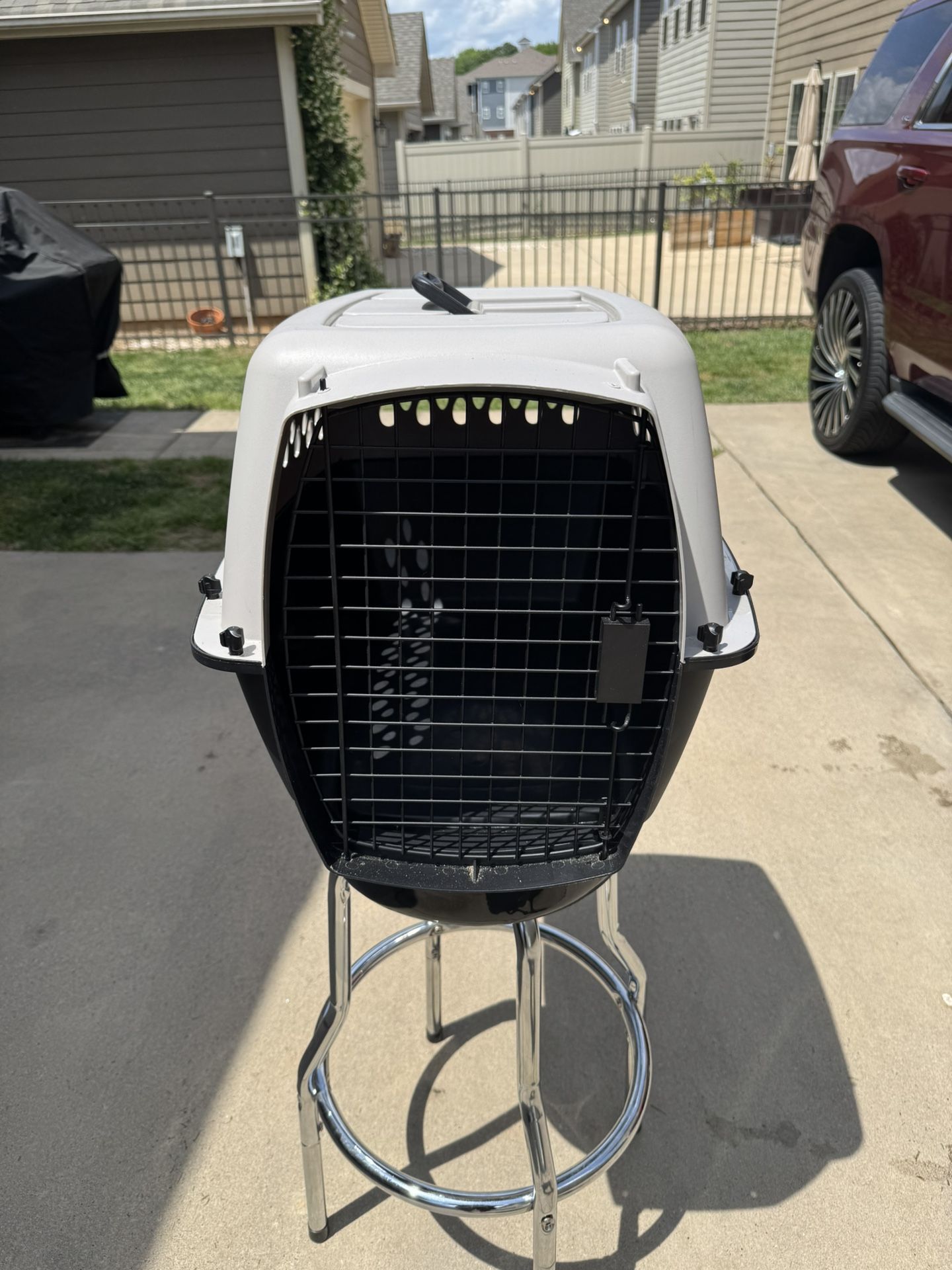 Portable Crate Carrier For Small/Medium Dogs