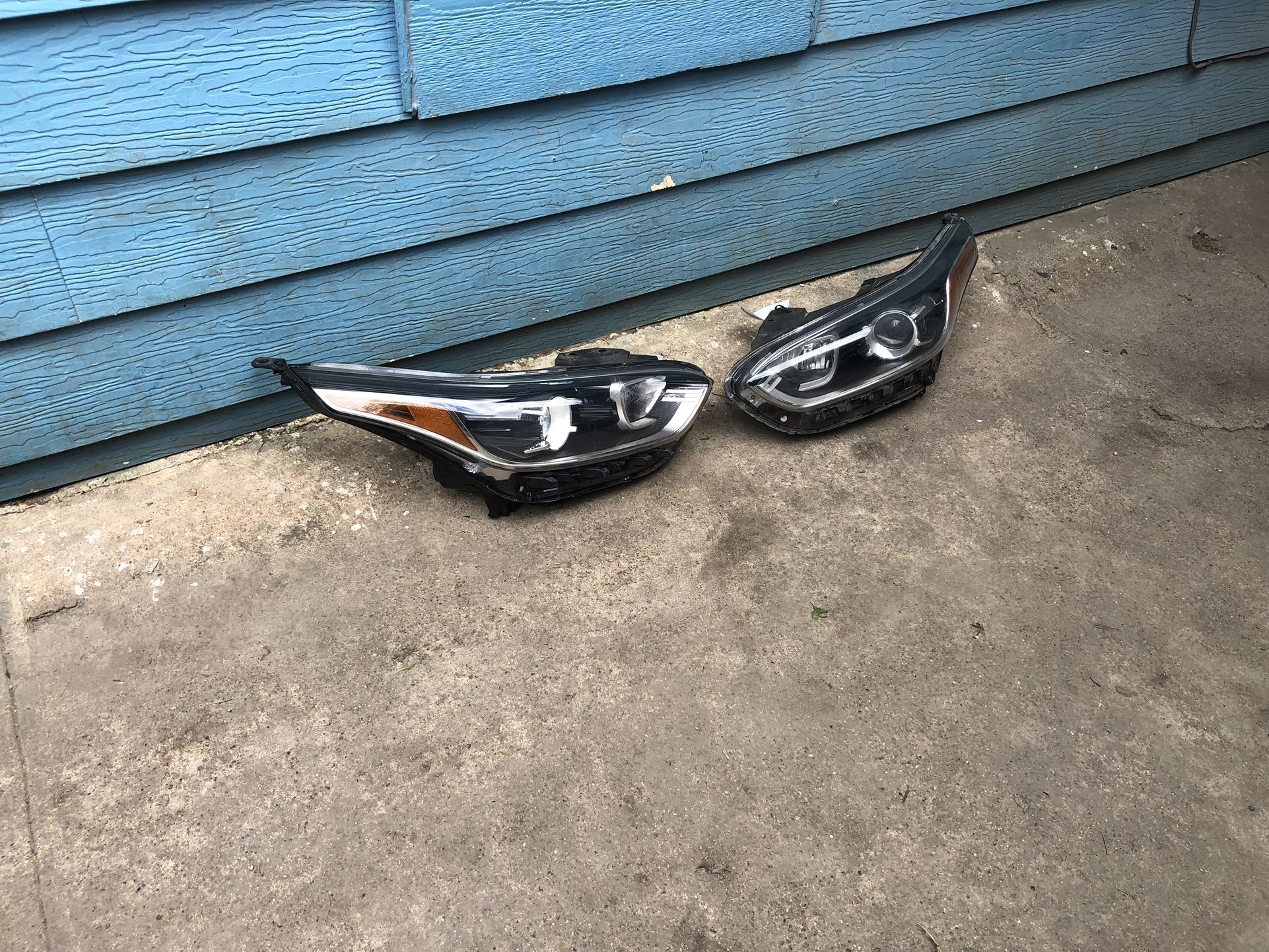 2019-2021 Kia Forte Left Right Headlight Halogen Oem 