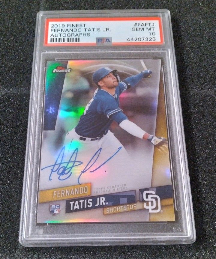 2019 Finest Fernando Tatis JR. Autograph Rookie Card PSA 10