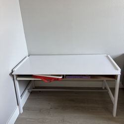 Modern Kids Table + Optional Chairs 🖍️📚