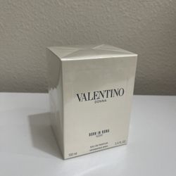 Valentino Donna  Perfume 