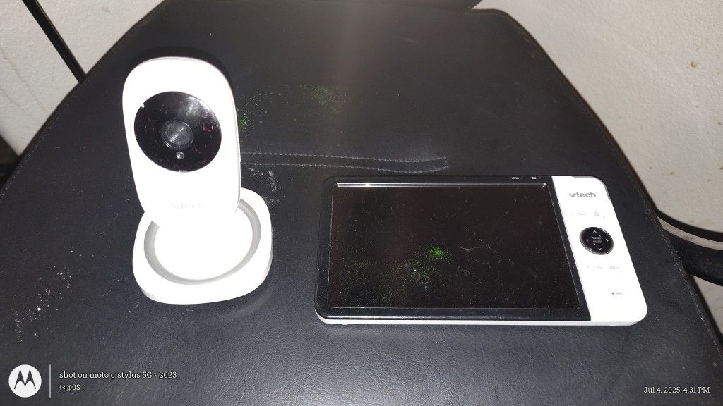 Vtech Baby Moniter And Camera