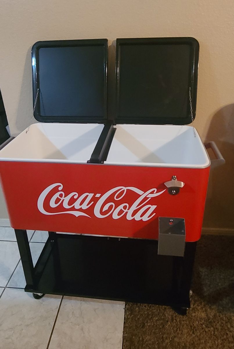Rolling Ice Chest