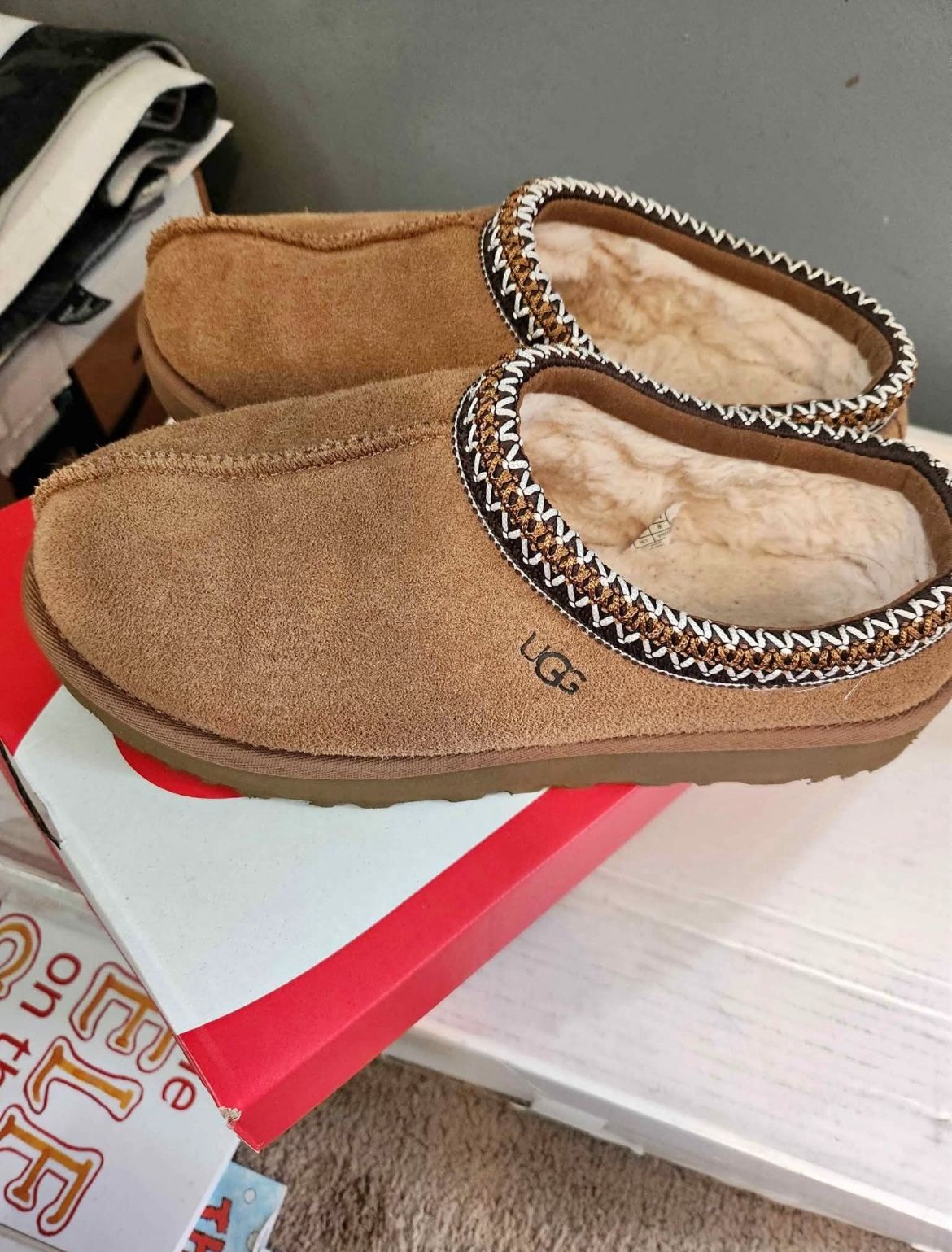 Womens UGGS 