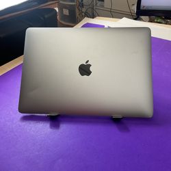 MacBook Air A2337 M1 Chip – 8GB RAM, 256GB SSD | 13-inch Retina