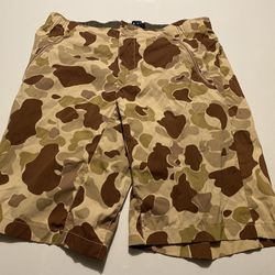Vintage 90’s camouflage shorts  Supreme Bape Undefeated Nike