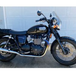 Motorcycle Triumph, Bonneville T100