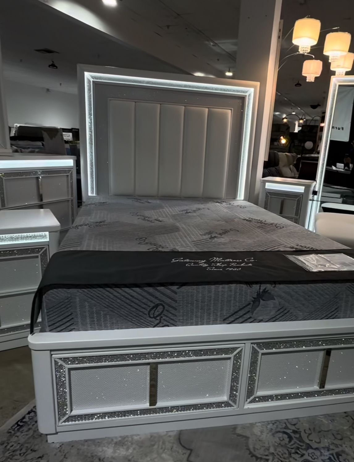 Bedroom set same day Délivery take it home today and pay later